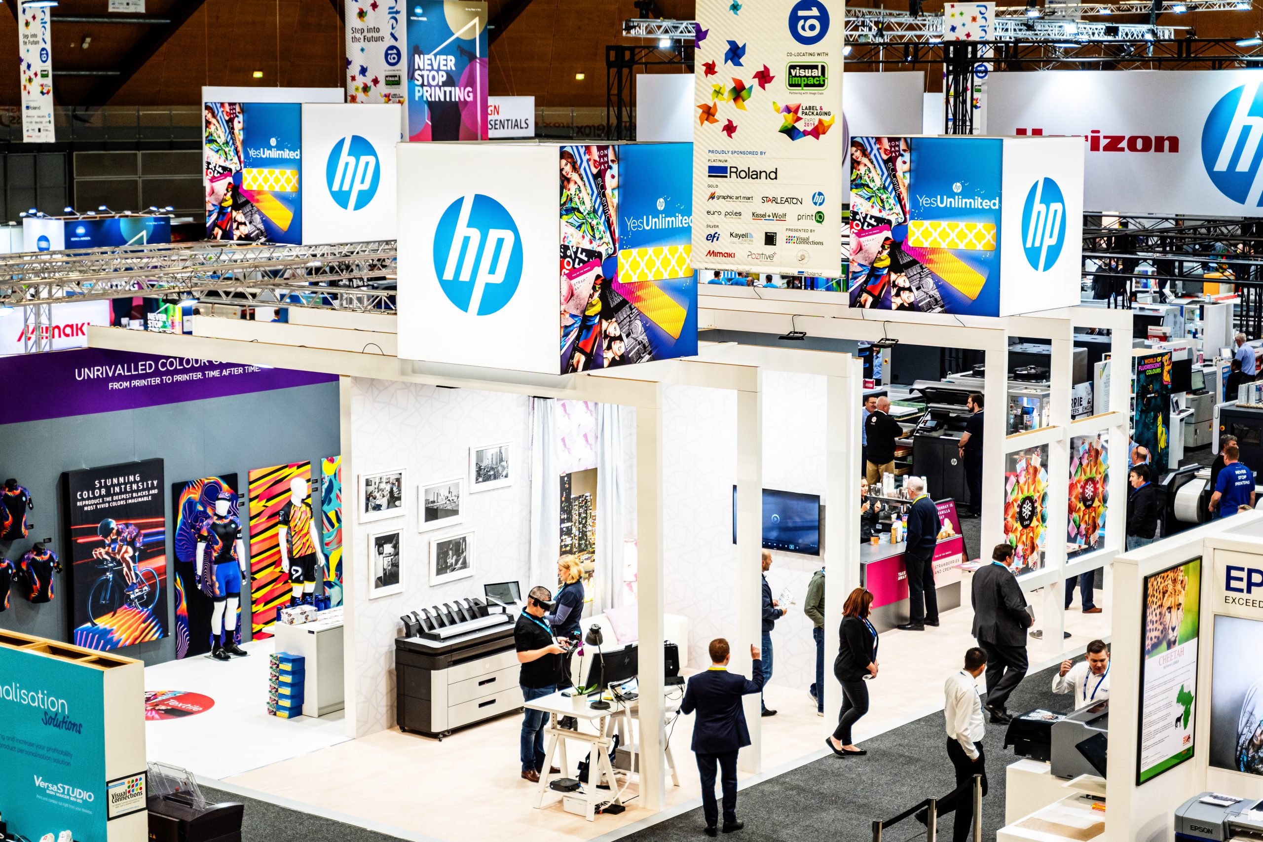 alive & hp to partner at printex